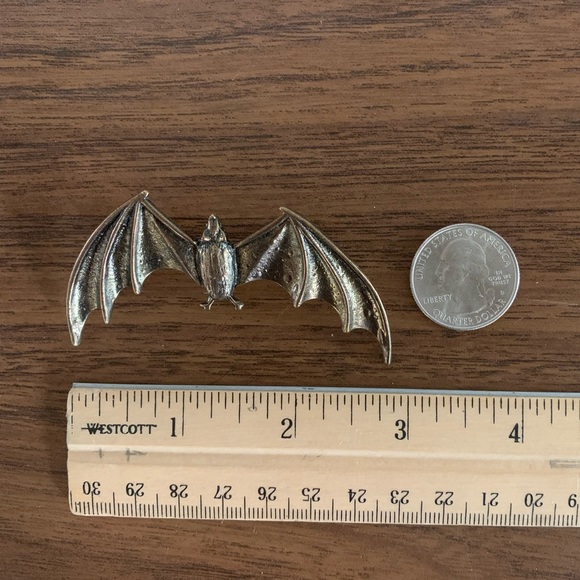 Bat cuff earring - Picture 3 of 3